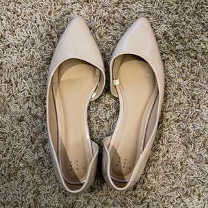 Women’s flats